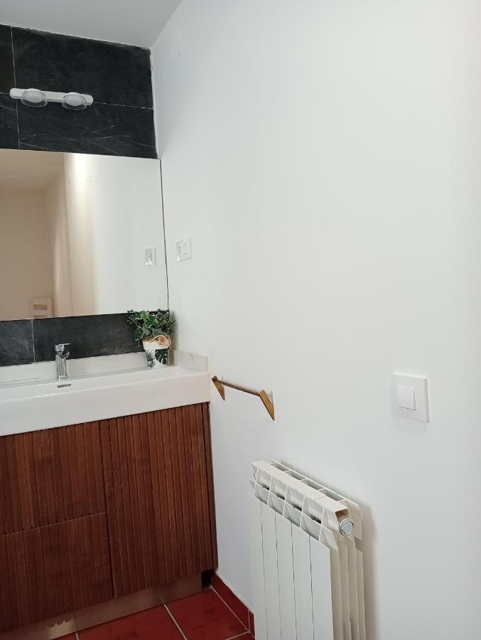 Apartamentos La Piedra En Pleno Centro Historico Con Dos Dormitorios Y Dos Banos Najera Luaran gambar