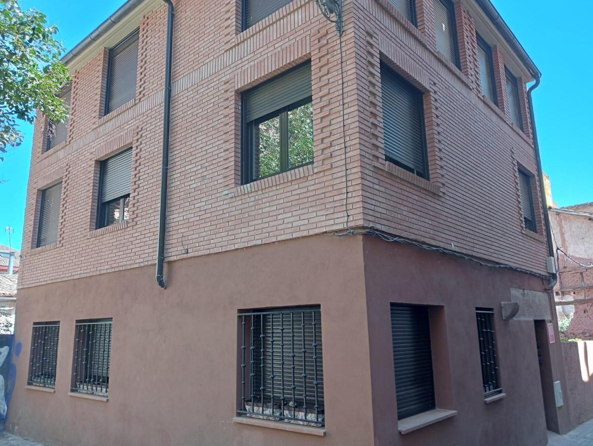 Apartamentos La Piedra En Pleno Centro Historico Con Dos Dormitorios Y Dos Banos Najera Luaran gambar